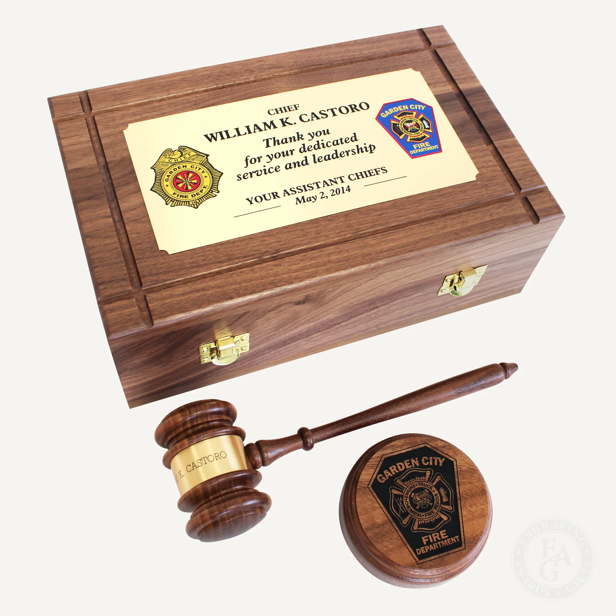 11" American Walnut Gavel, Sound Block & Case Presentation Set - Image 6