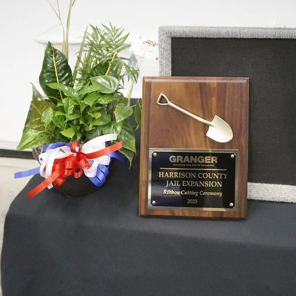 10.5" x 13" Miniature Shovel Plaque - Image 3