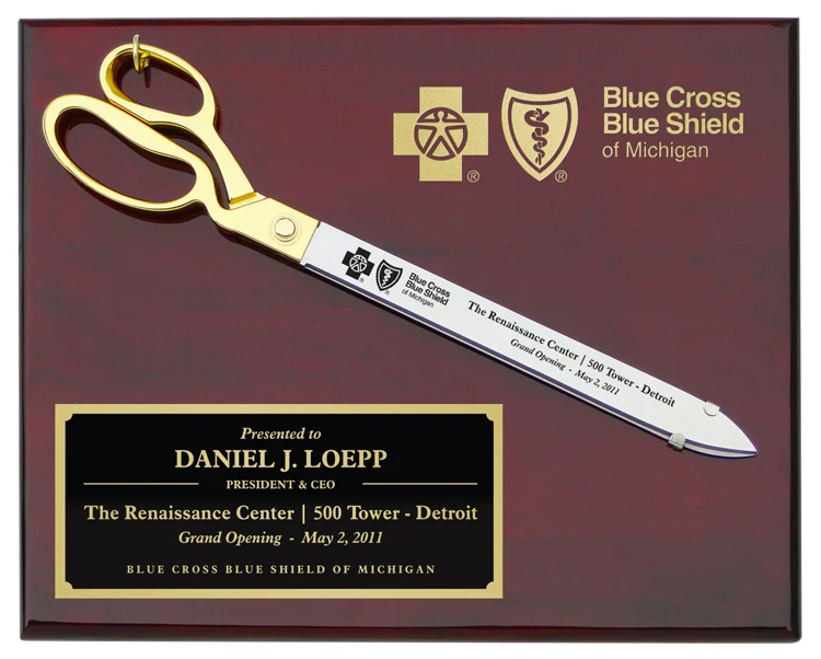 20" Ceremonial Scissors Rosewood Piano Finish Plaque - Image 3