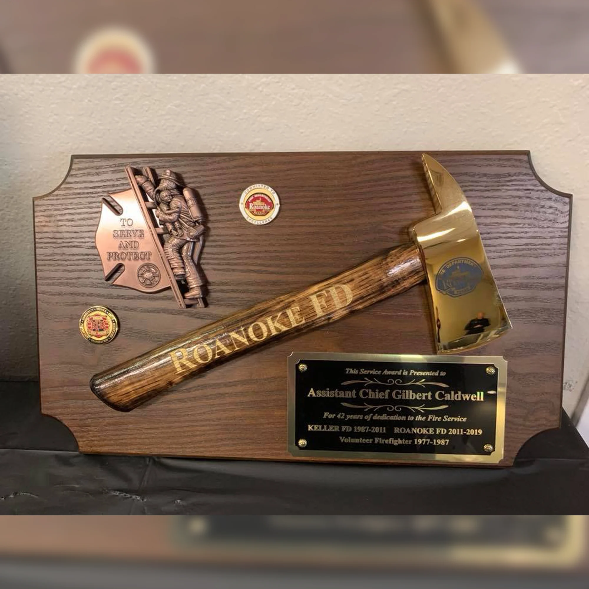 20" x 12" Walnut Firefighter Axe Award Plaque - Gold - Image 16