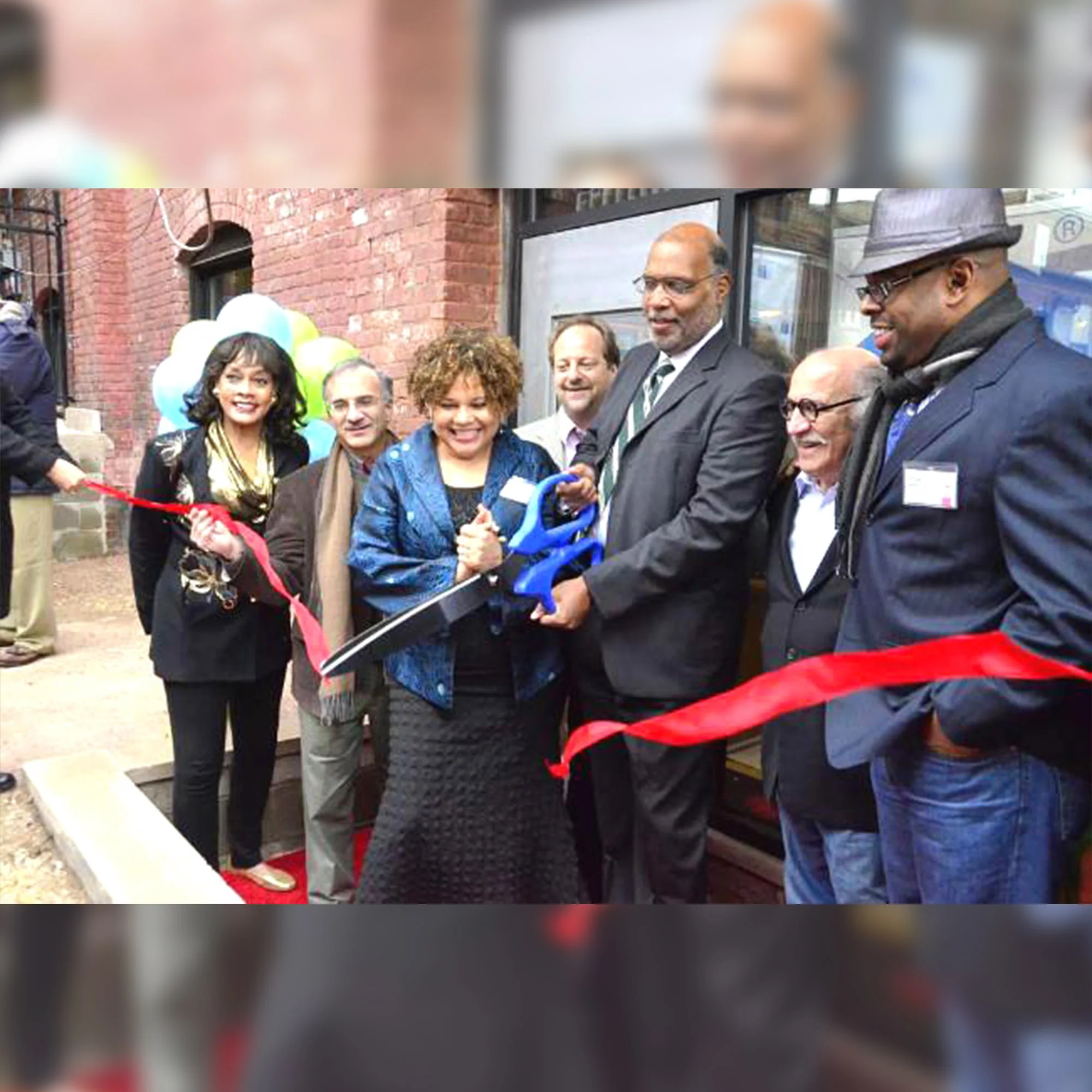 36" Blue Ribbon Cutting Scissors with Silver Blades - Image 22