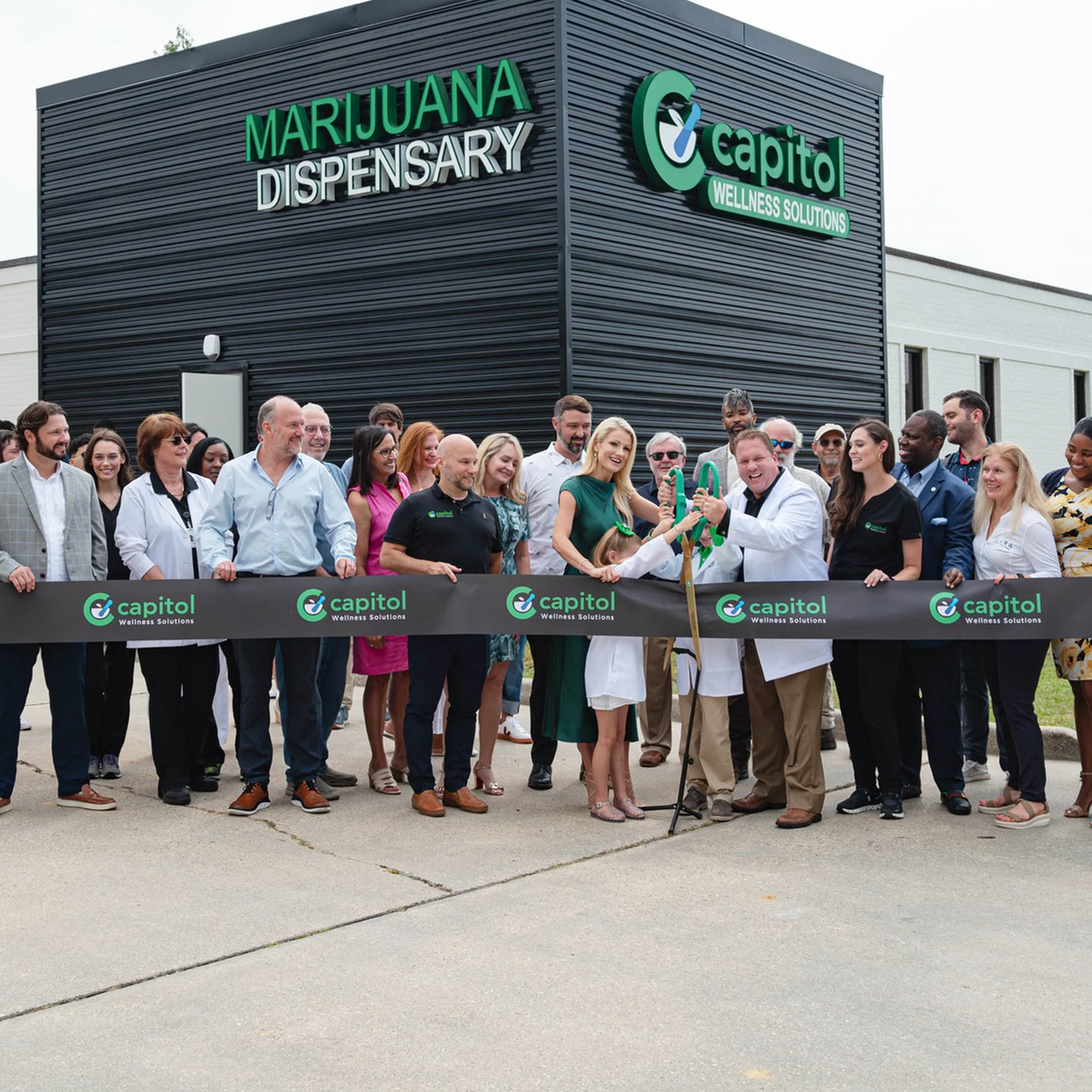 36" Green Ribbon Cutting Scissors with Gold Blades - Image 20