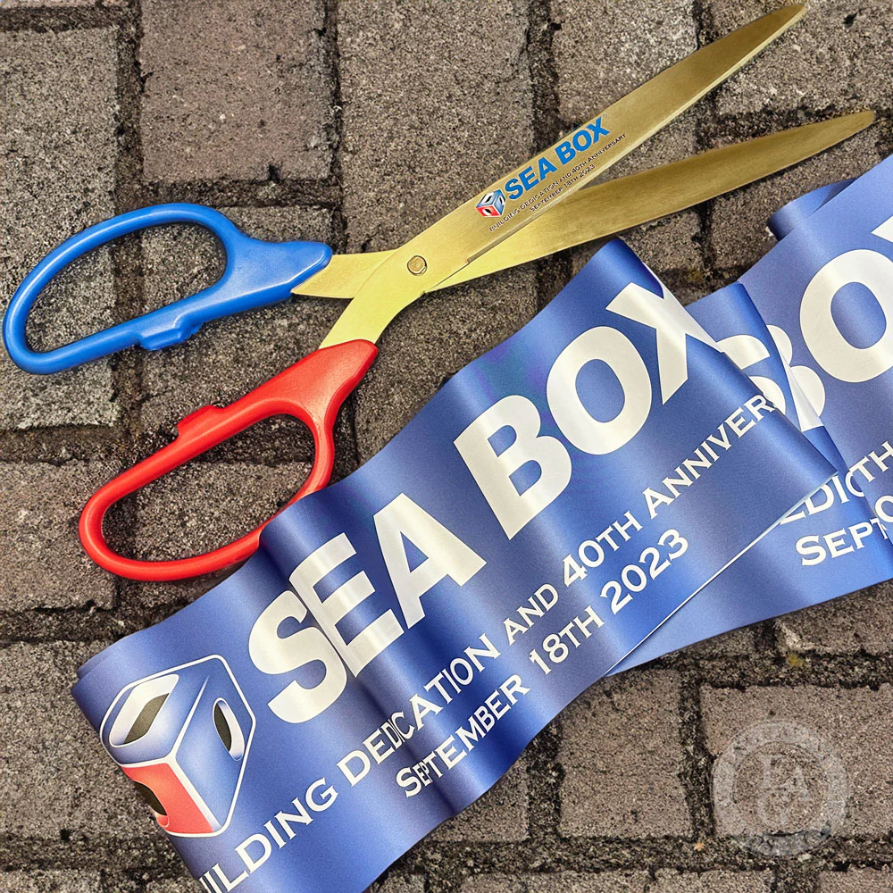 36" Two-Color Handle Ribbon Cutting Scissors with Gold Blades - Image 6