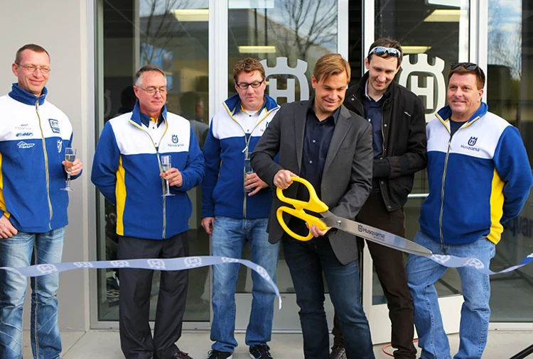 36" Yellow Ribbon Cutting Scissors with Silver Blades - Image 18