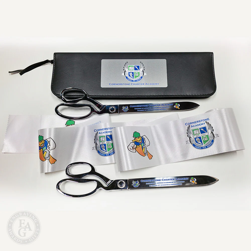 Black Presentation Case for 15" Chrome Scissors - Image 10