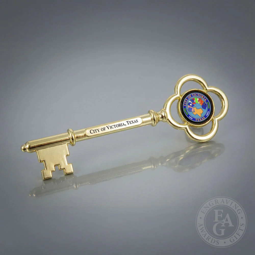 8" Gold Plated Ceremonial Key with Flat Stem - Image 16