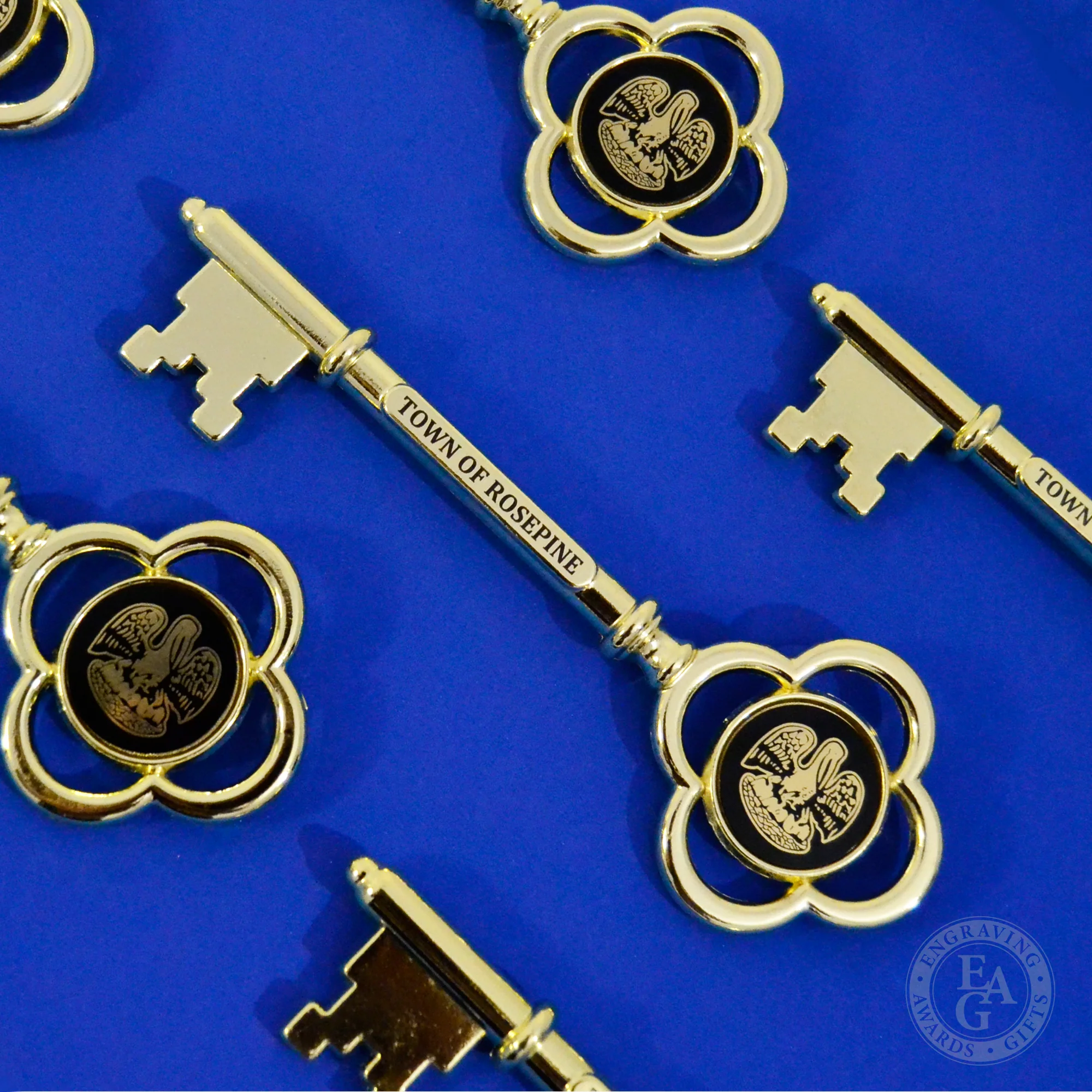 8" Gold Plated Ceremonial Key with Flat Stem - Image 3
