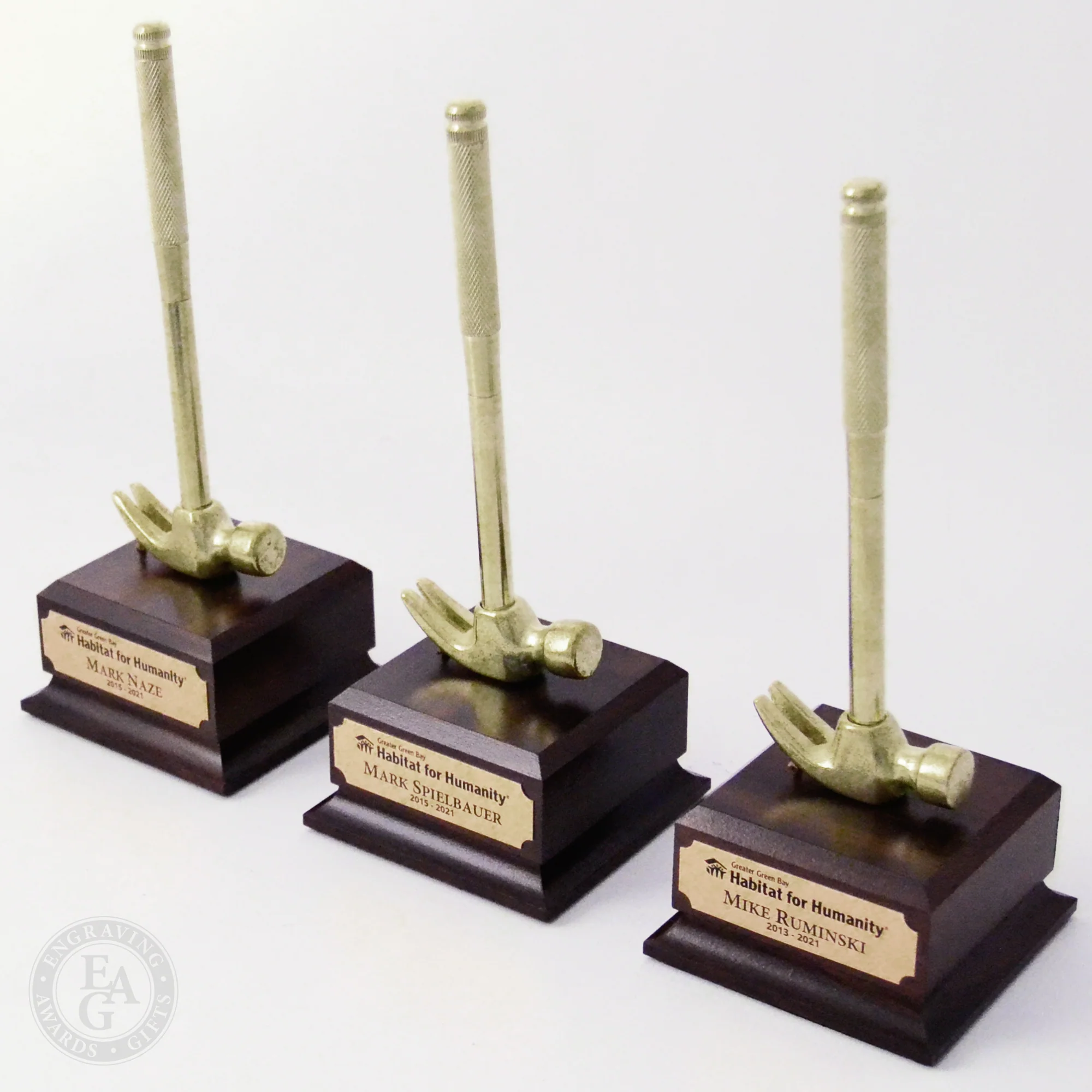 Golden Hammer Pedestal - Image 4