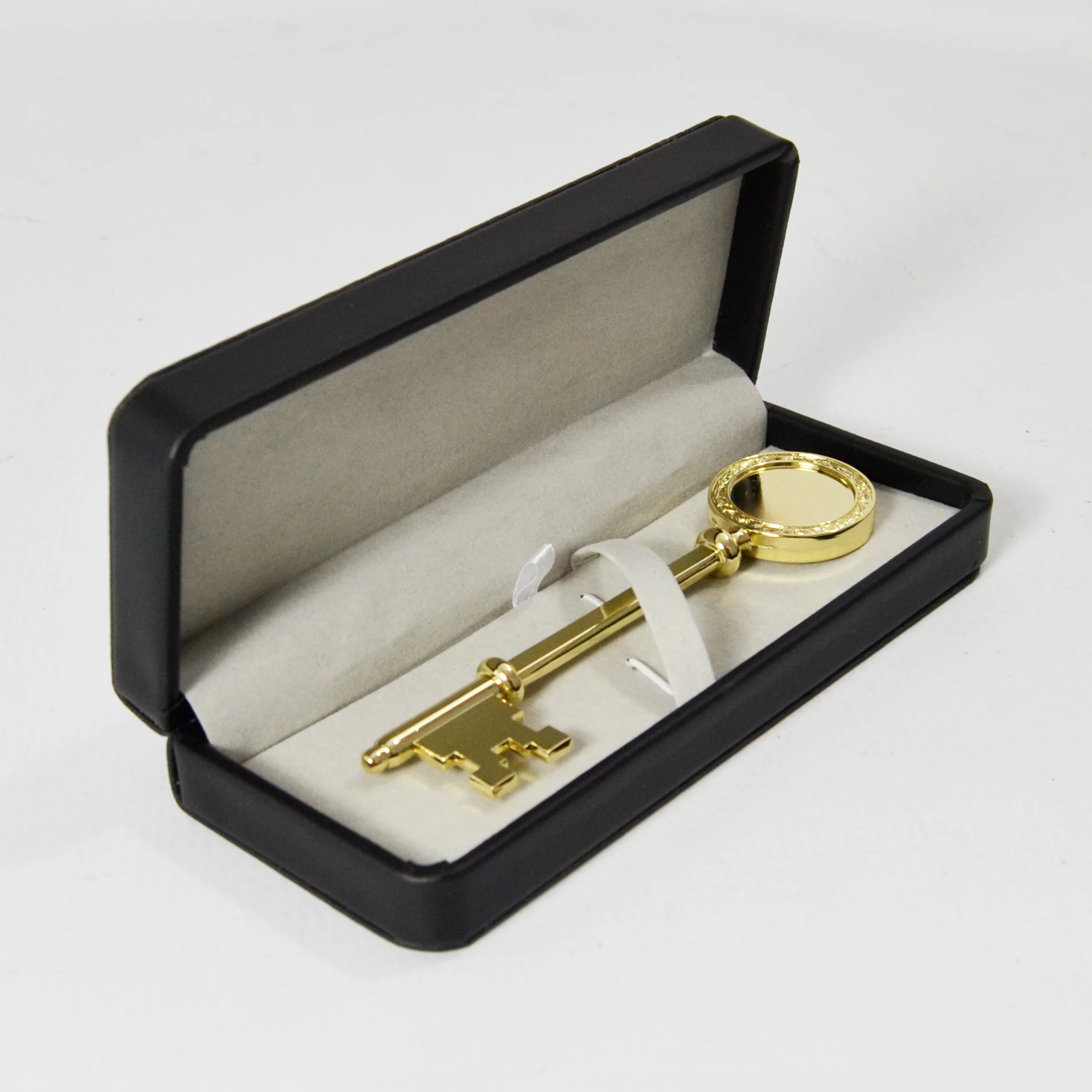 Ceremonial Key Presentation Case - Image 21