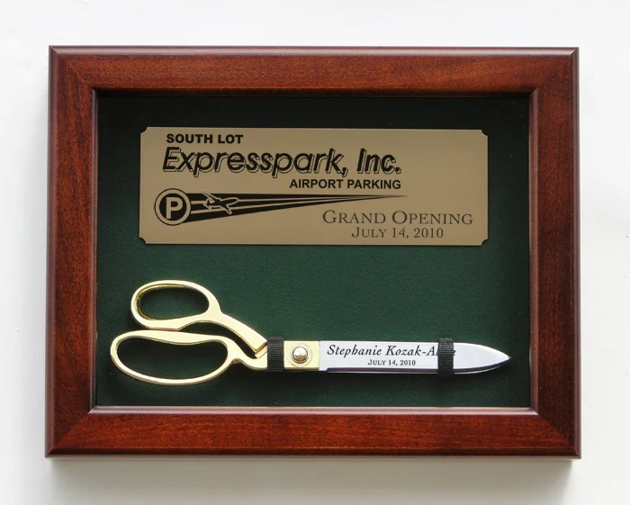 Display Case for 10 1/2" Ceremonial Scissors - Image 6