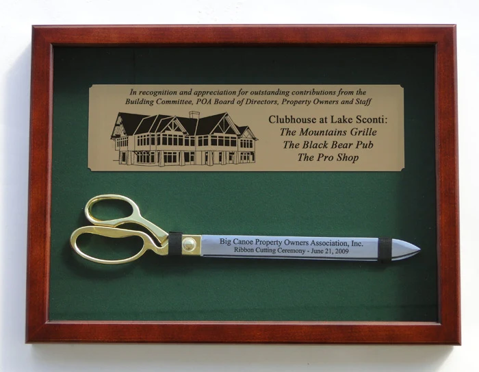 Display Case for 20" Ceremonial Scissors - Image 10