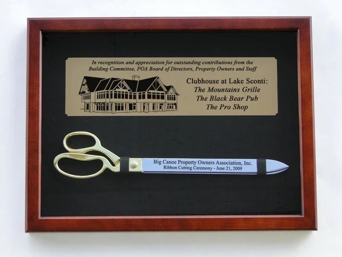 Display Case for 20" Ceremonial Scissors - Image 8