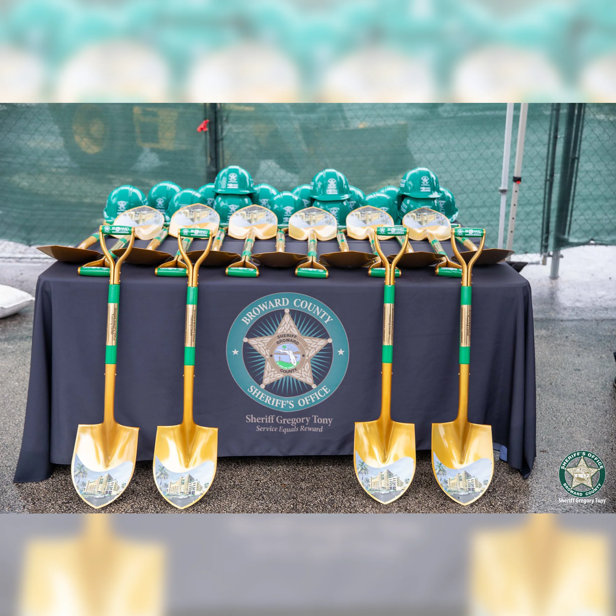 Groundbreaking Ceremonial Shovel Kit - Gold Finish D-Handle - Image 23