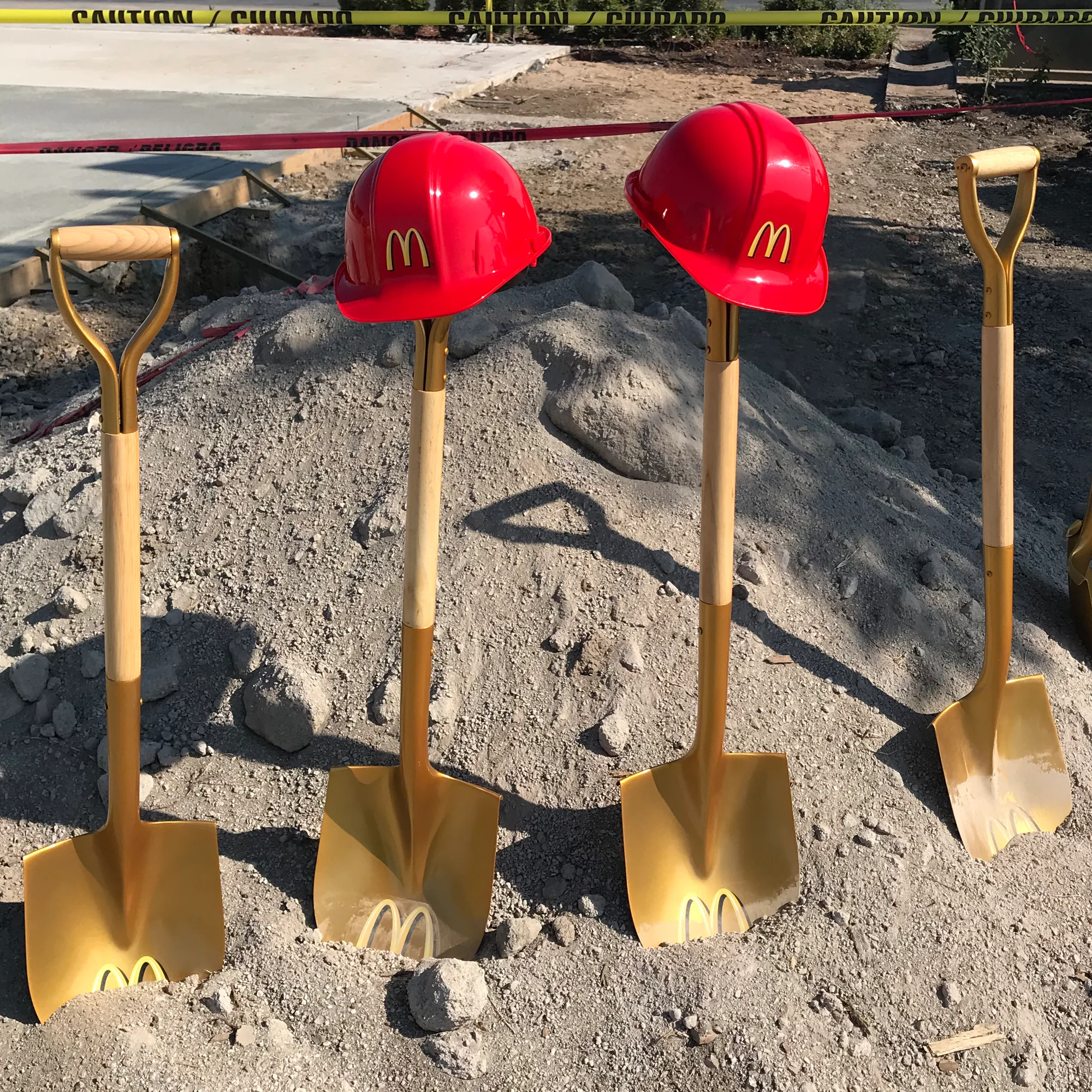 Groundbreaking Ceremonial Shovel Kit - Gold Finish D-Handle - Image 27