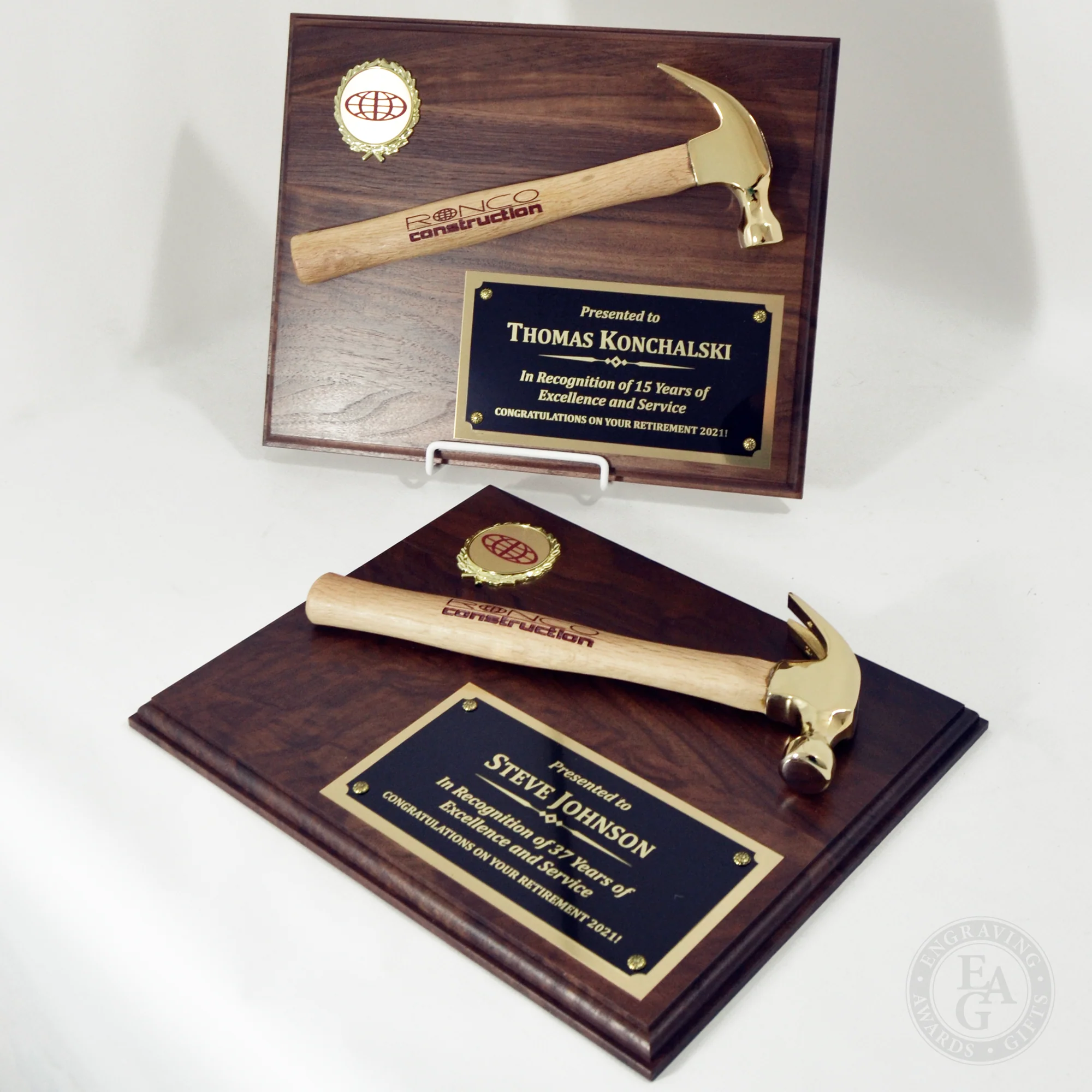 Walnut Plaque with Gold Plated Hammer - Image 4